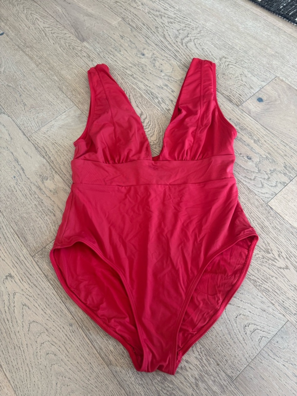 Andie Classic V-Neck One-Piece Swimsuit in Red